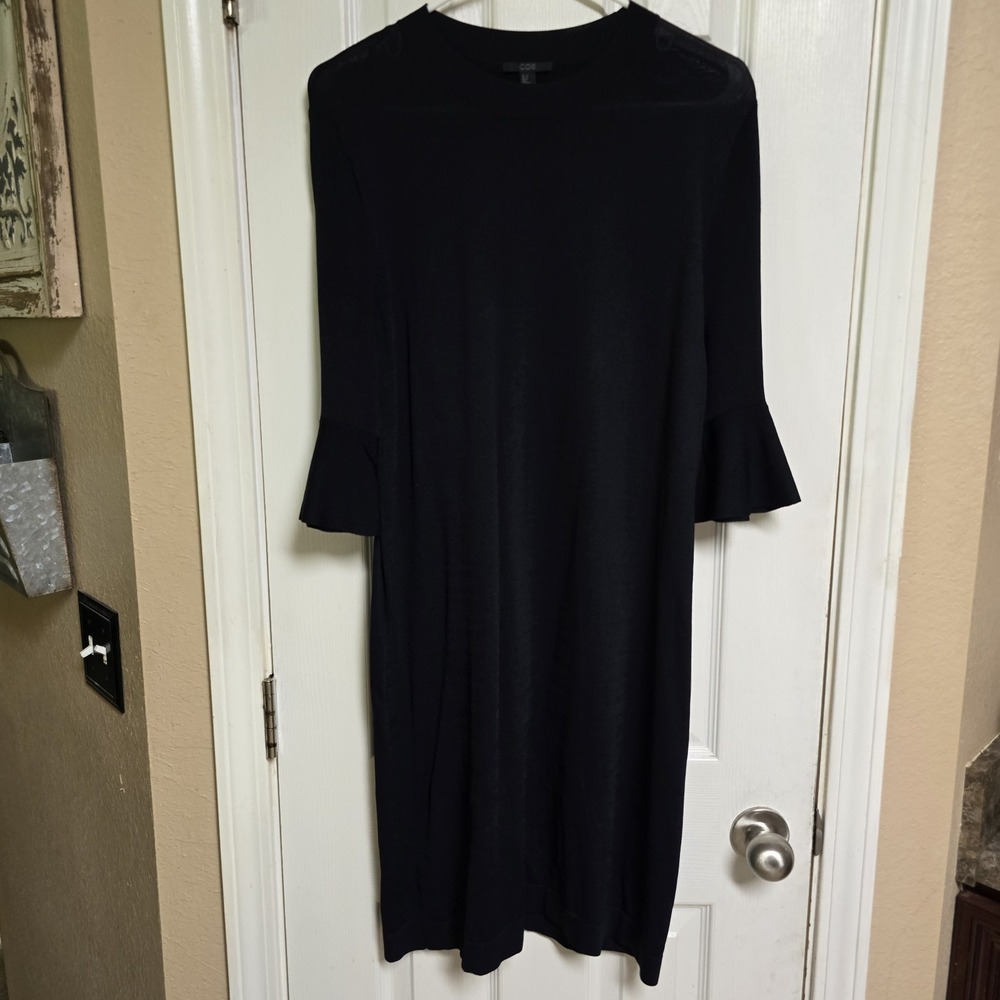 COS knitted‎ mini dress, size Medium Navy Blue